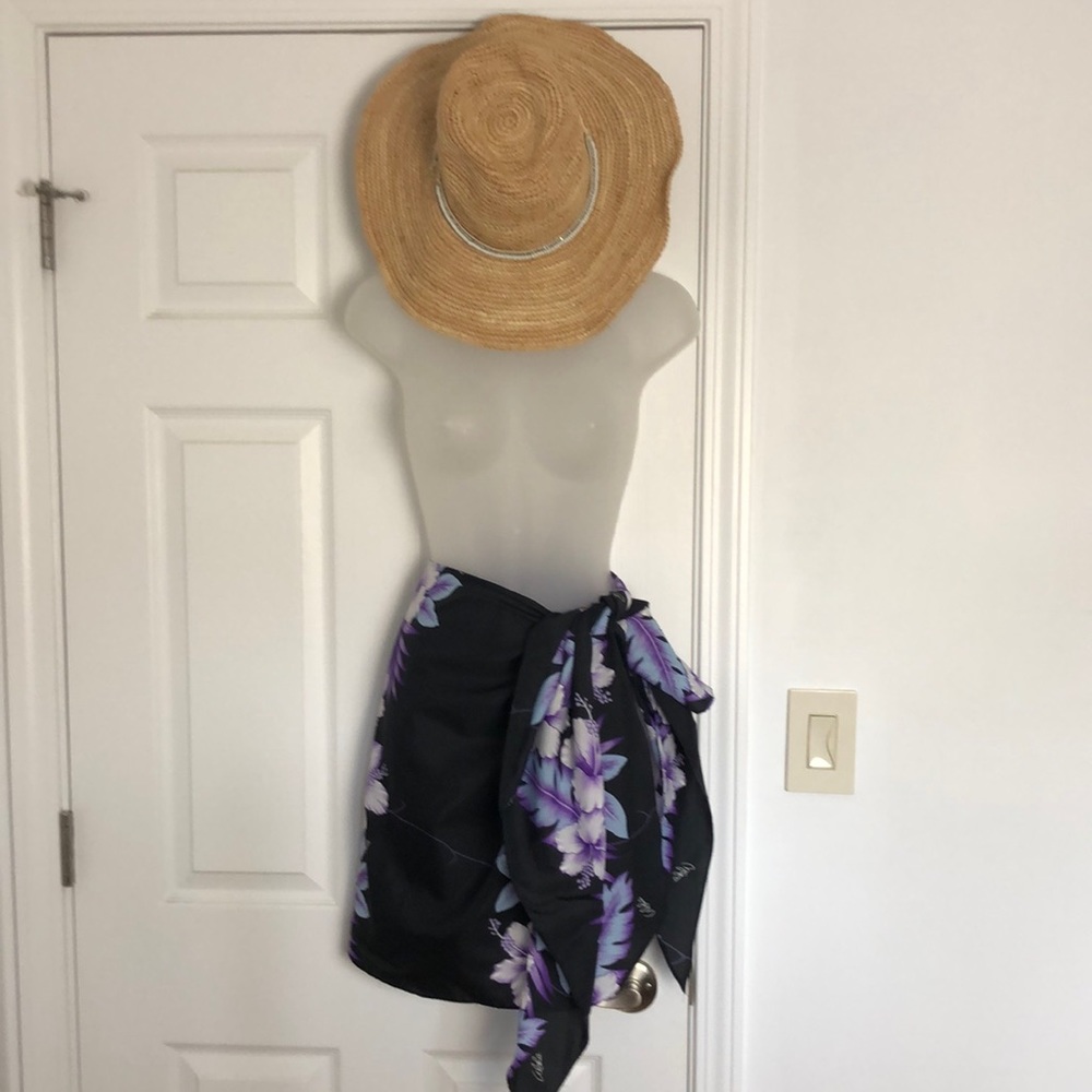 Jade Fashions Gorgeous Hibiscus Design Sarong Cover up VTG EC